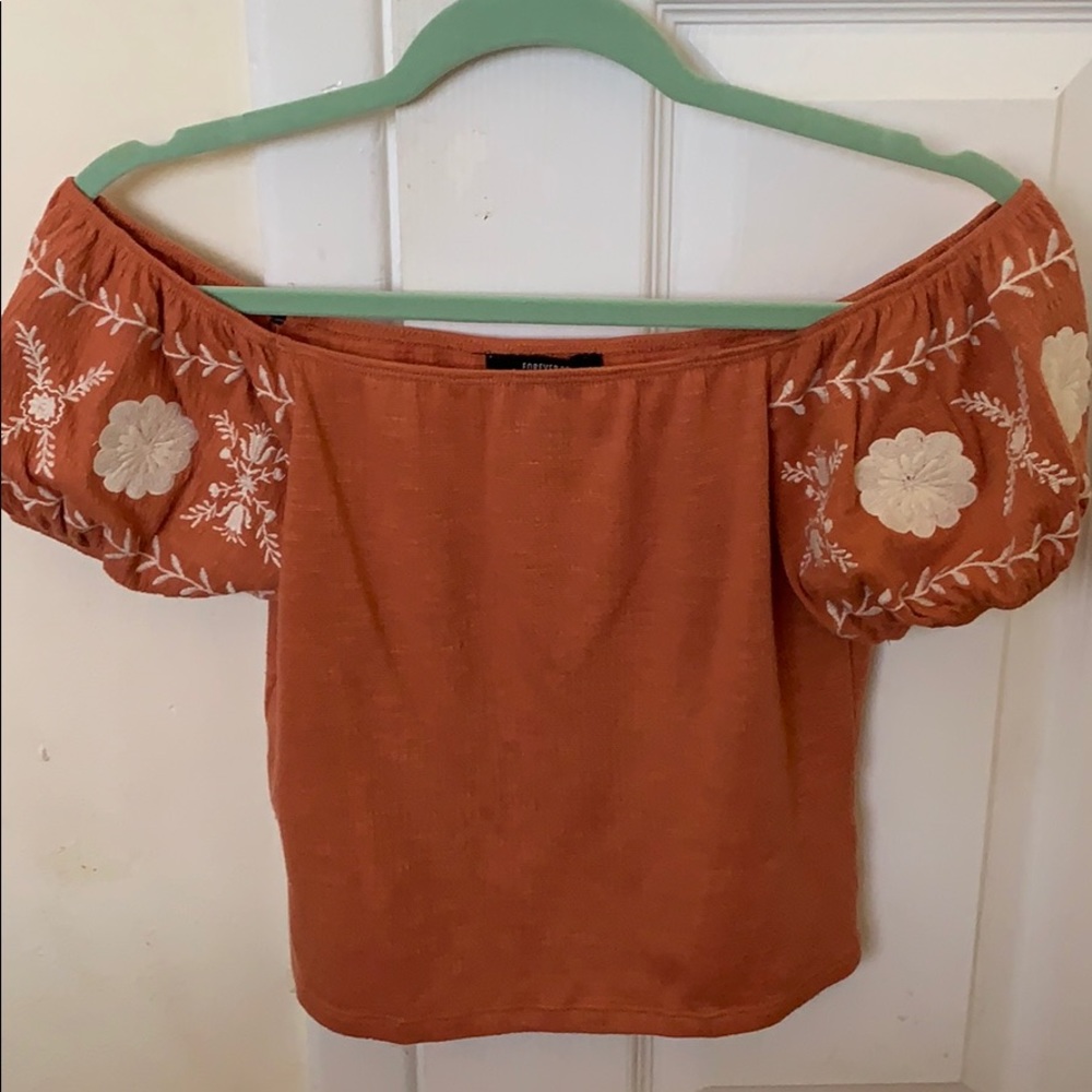 NWOT Off the shoulder puff shirt
